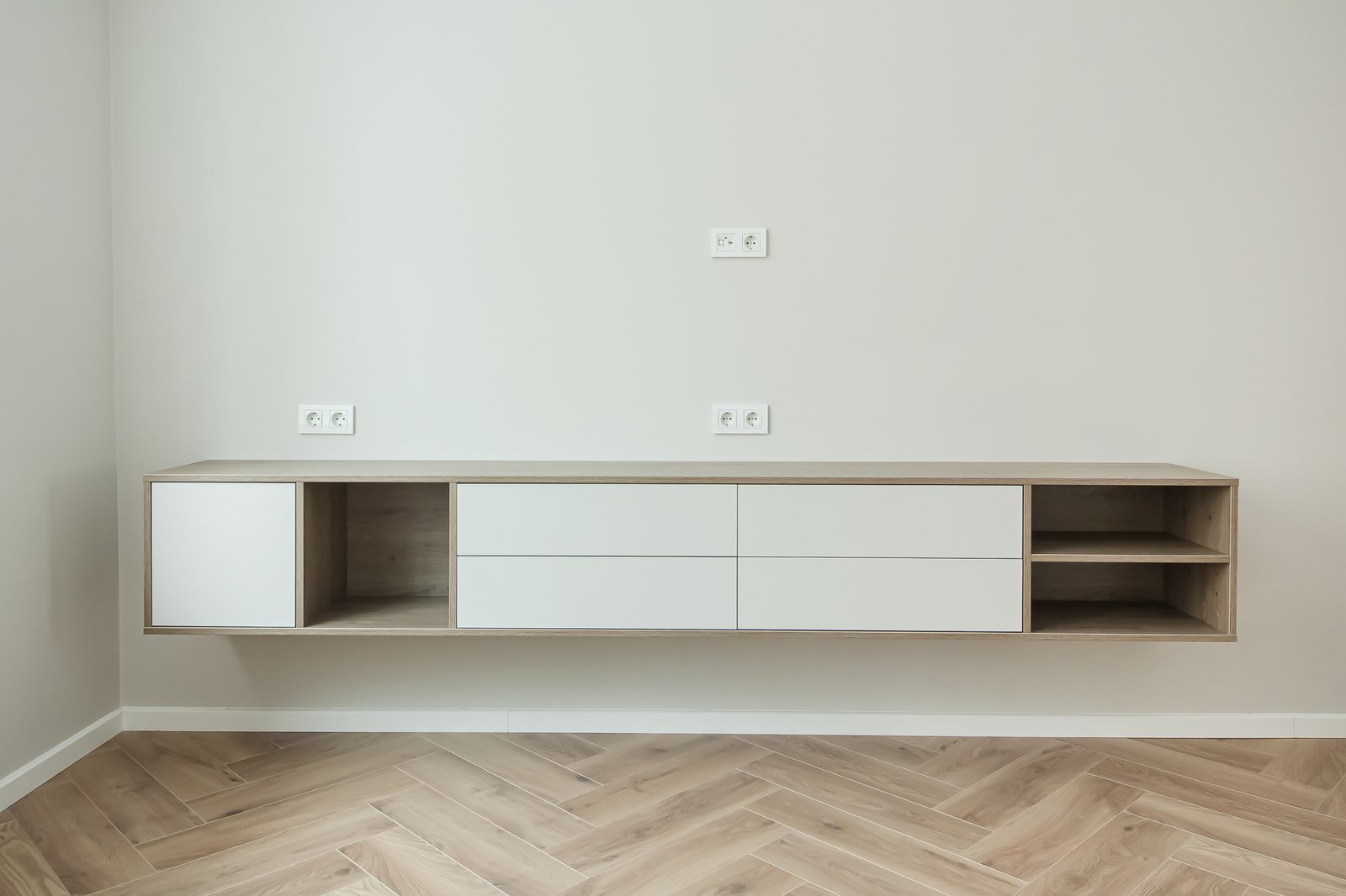 svetaines_baldai_vilniujesb_304.jpgSvetainės baldai