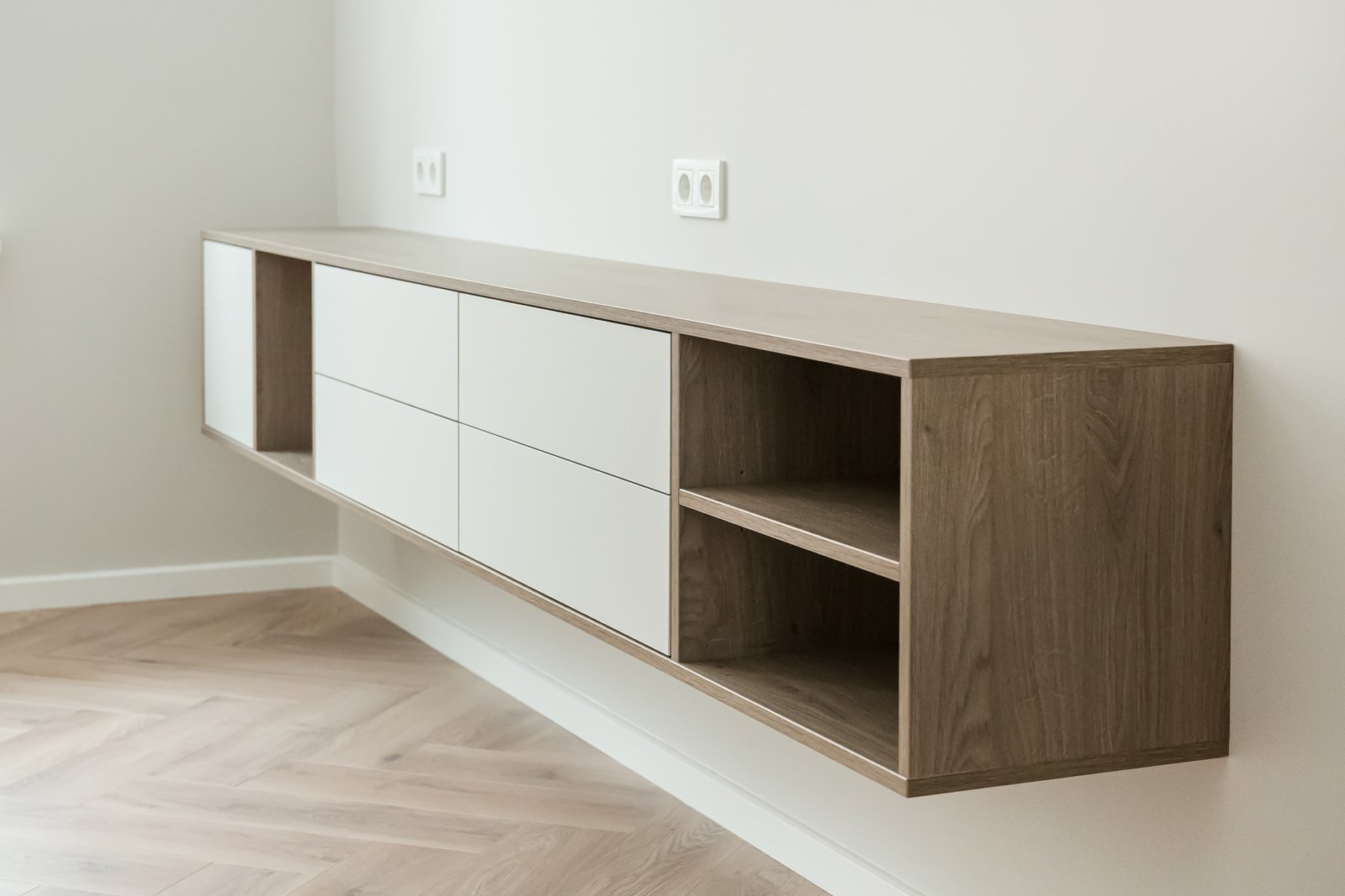 svetaines_baldai_vilniujesb_320.jpgSvetainės baldai