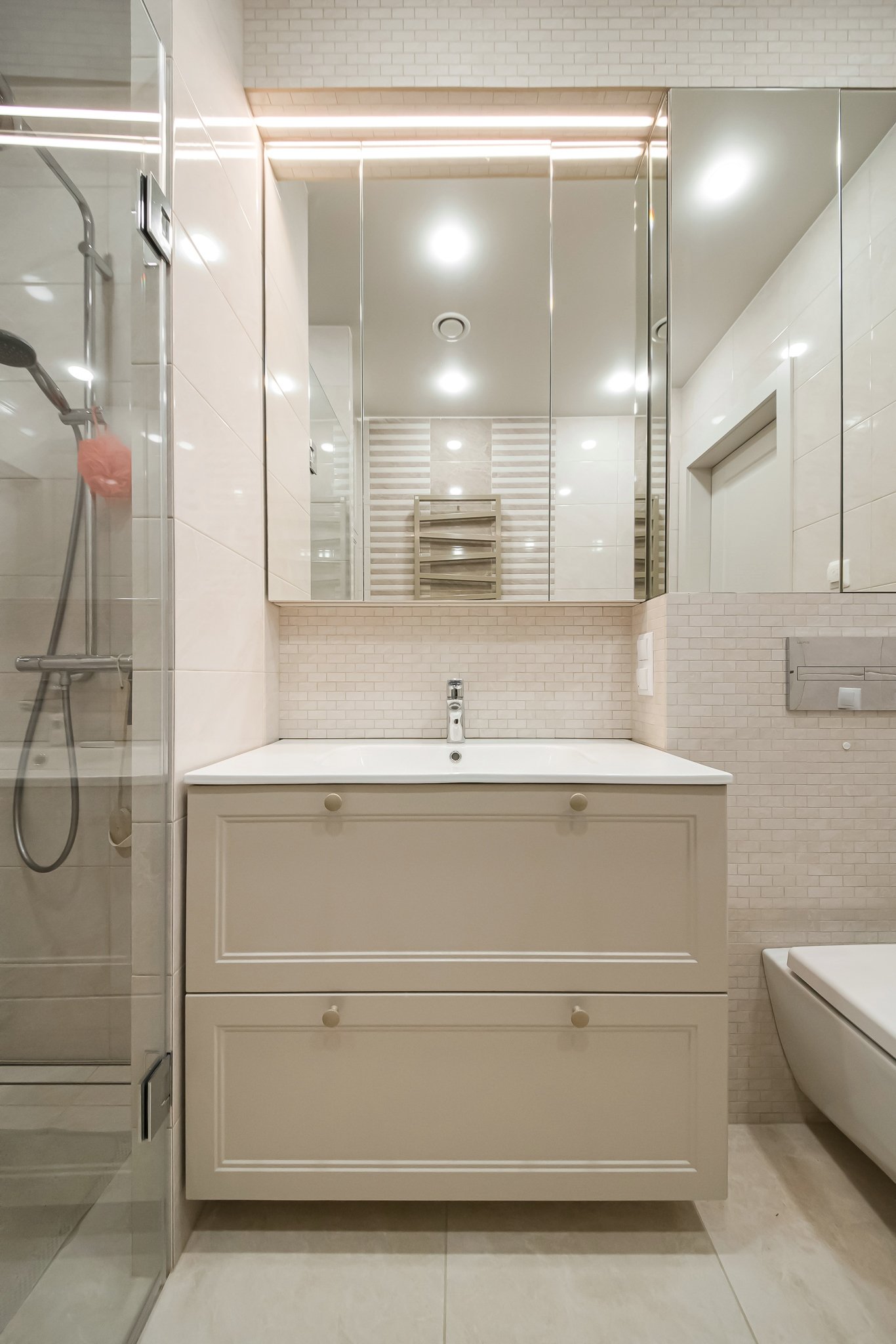 virtuve_s_baldaisb_043.jpgKLAISIKINIO STILIAUS BUTAS  VILNIIUJE (NAUJA STATYBA)