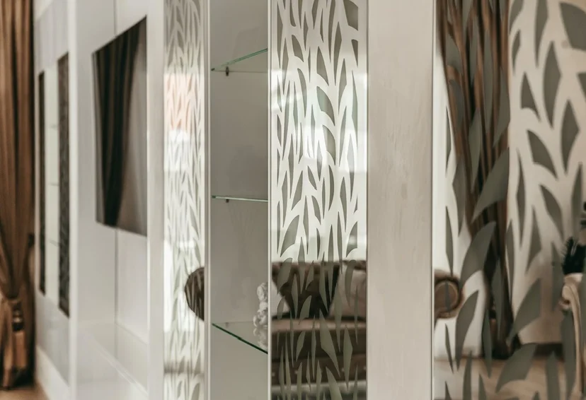 Išskirtiniai produktai, baldiniai fasadai azurines_pertvaros_1-1.png