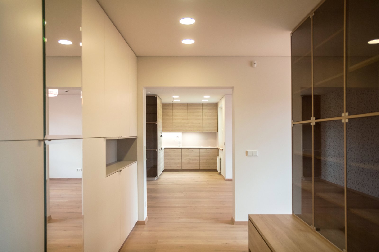 Baldai namams pries_kambario_baldaibaldai_192.jpg