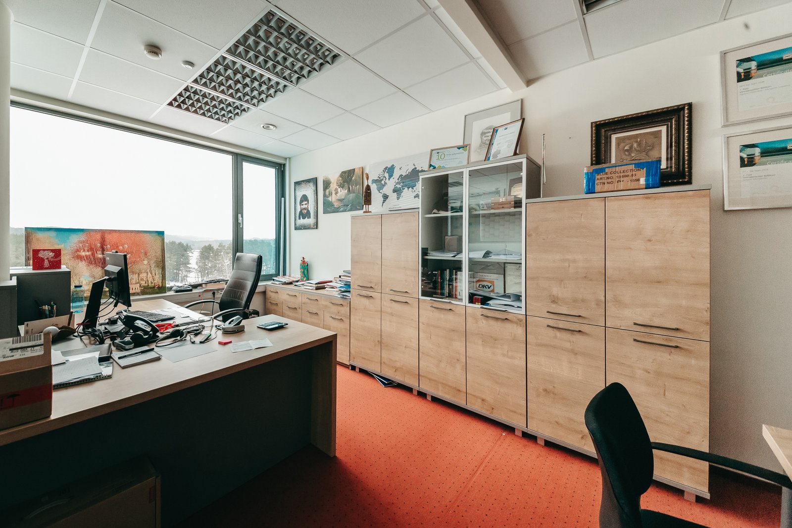 biuro_baldai_vilniujesb_008.jpgBiuro baldai