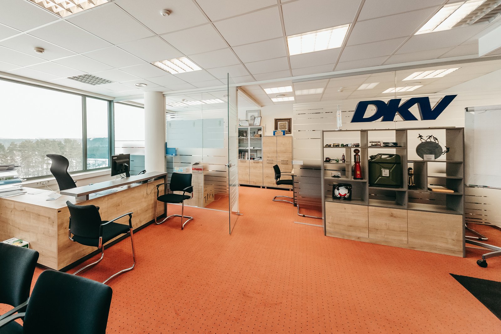 biuro_baldai_vilniujesb_012.jpgBiuro baldai