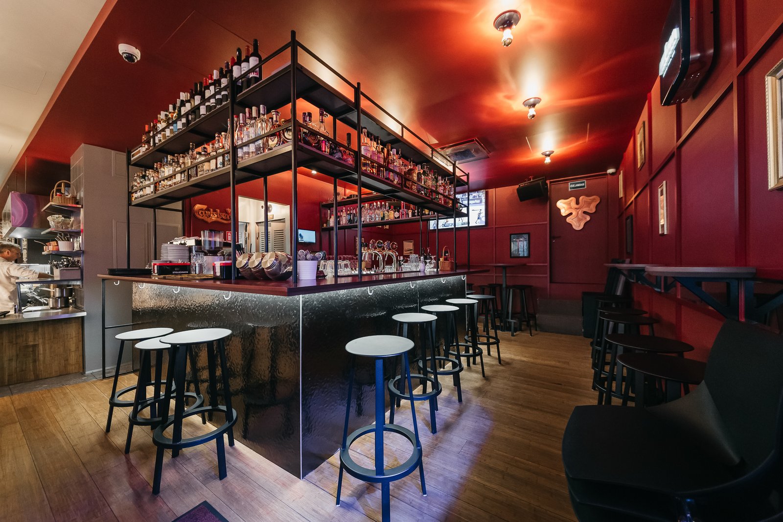 baldai_kavinemszsb_078.jpgPrekybiniai baldai