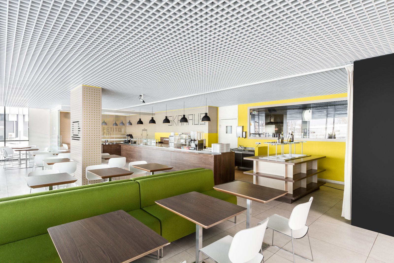 komerciniu_patalpu_baldaifermentas-bendr-1.jpgPrekybiniai baldai