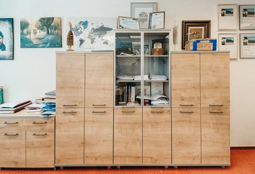 Baldai verslui 0481fe73803c340791f0c5559afbd1a3.png