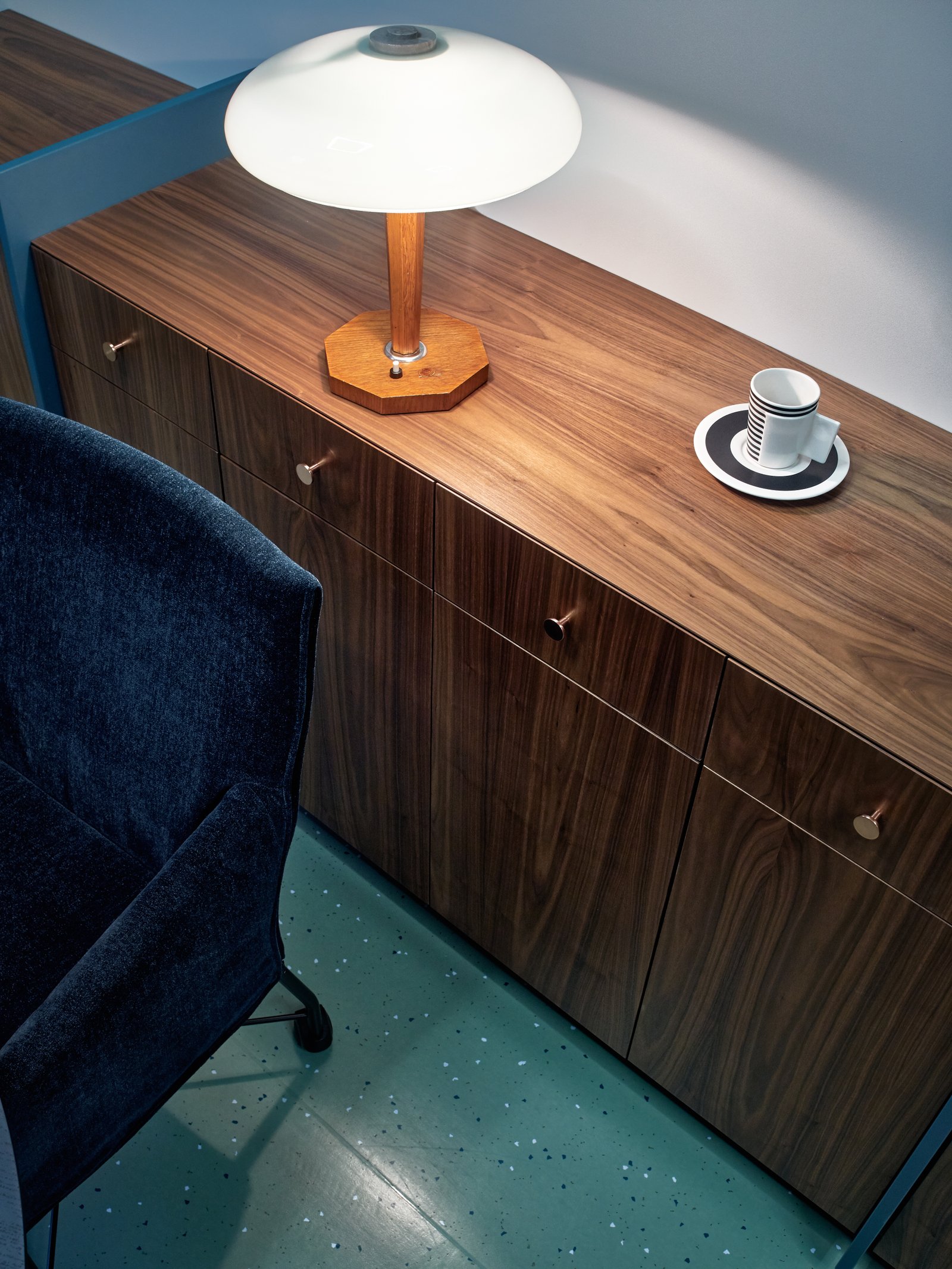 Baldai verslui baldai_odontologijos_kabineto15.jpg