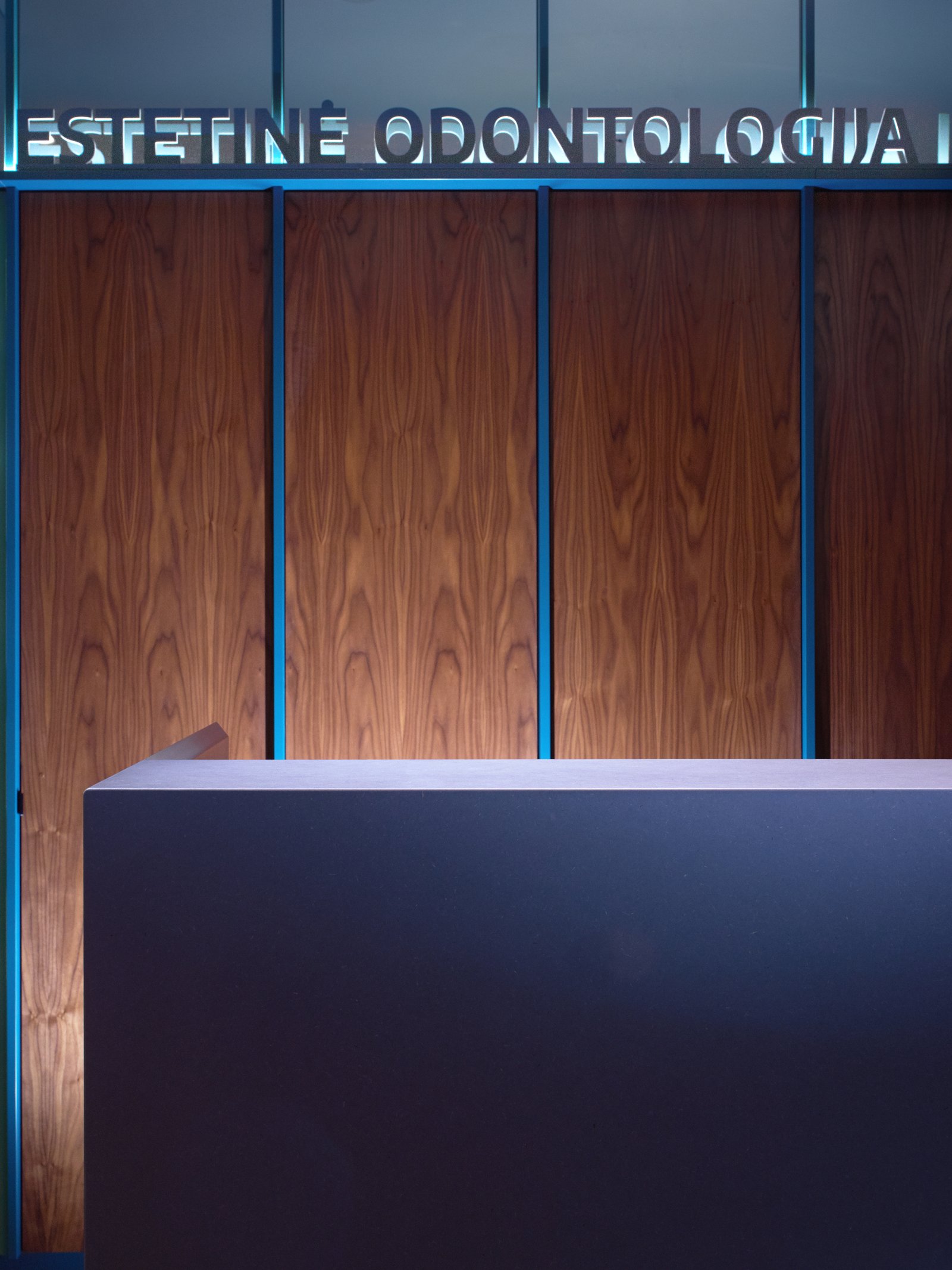 Baldai verslui baldai_odontologijos_kabineto2.jpg