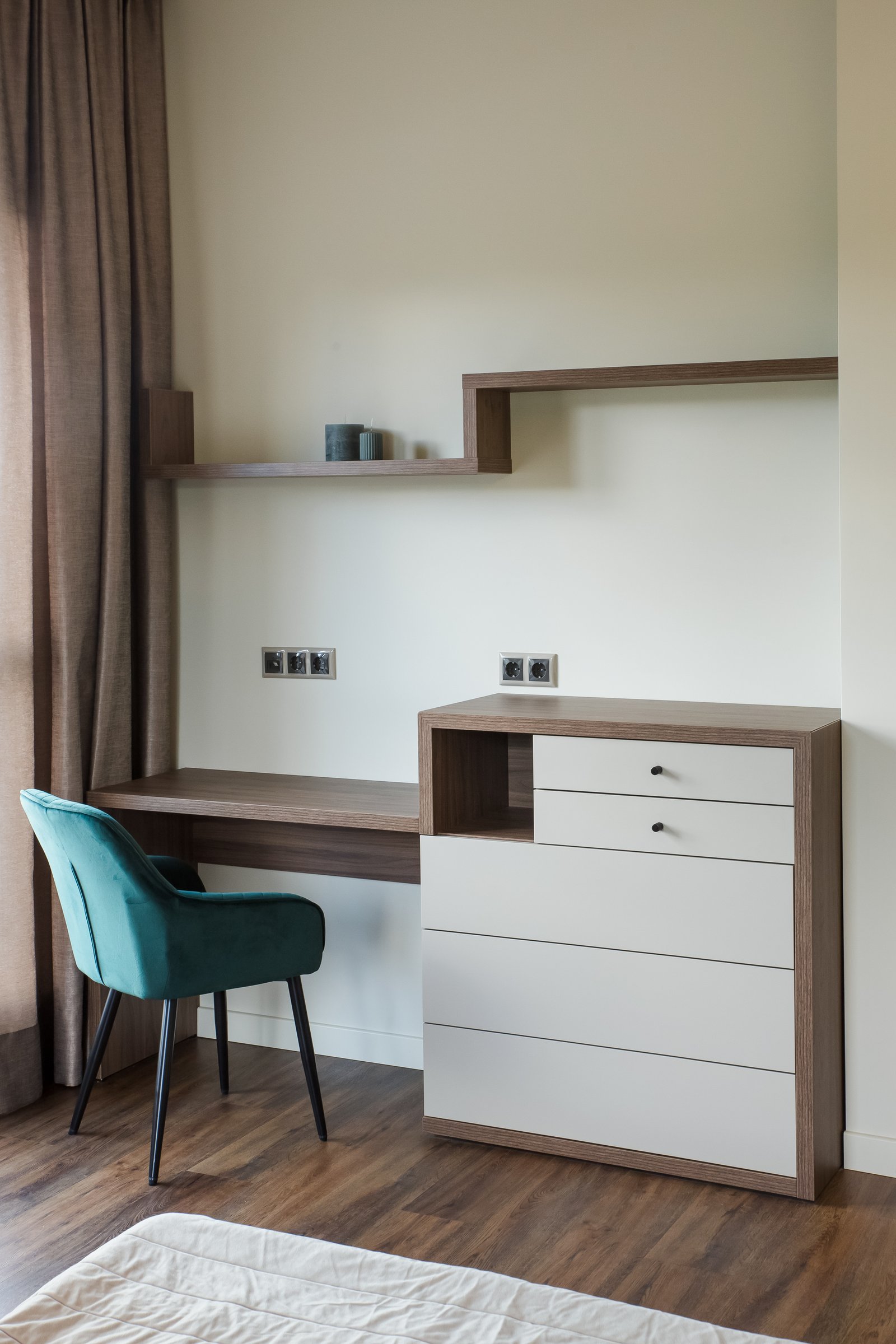 virtuve_s_baldai_vilniuje_butas_uz_upyje_1asb_157.jpgŠIUOLAIKINIO STILIAUS BUTAS VILNIUJE (NAUJA STATYBA)