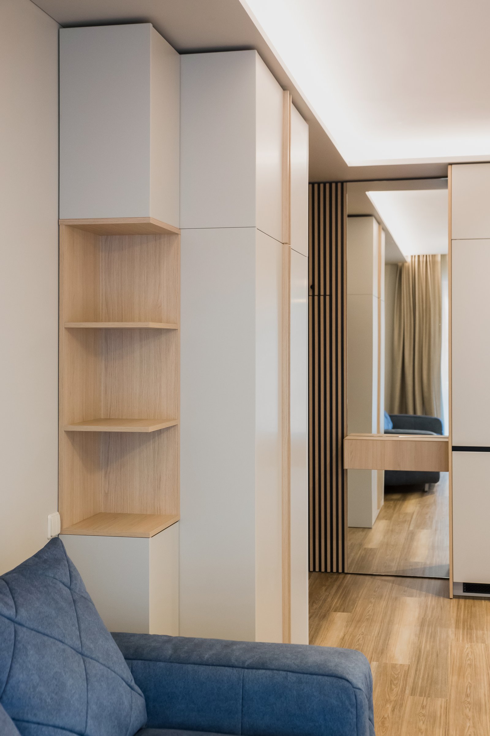 virtuve_s_baldai_vilniuje_butas_uz_upyje_2asb_080.jpgŠIUOLAIKINIO STILIAUS BUTAS VILNIUJE (NAUJA STATYBA)