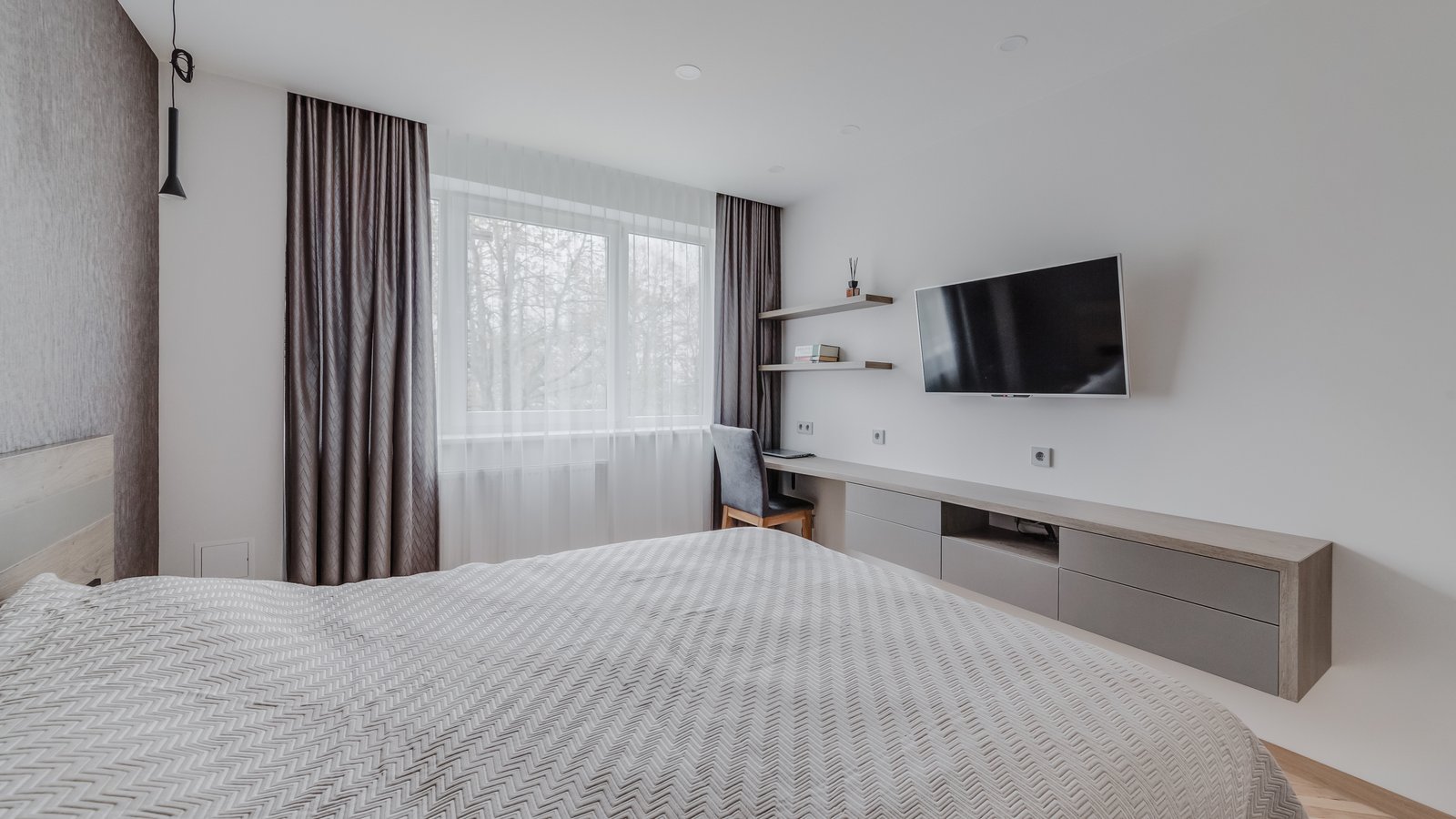 virtuve_s_baldu_gamyba_vilniuje_butas_savanoriusb_66.jpgKAPITALINĖ BUTO RENOVACIJA