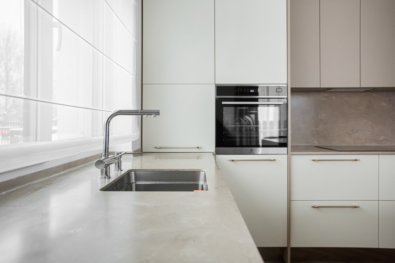 Nestandartiniai baldai sb_102virtuves_baldai_vilniuje_r.jpg