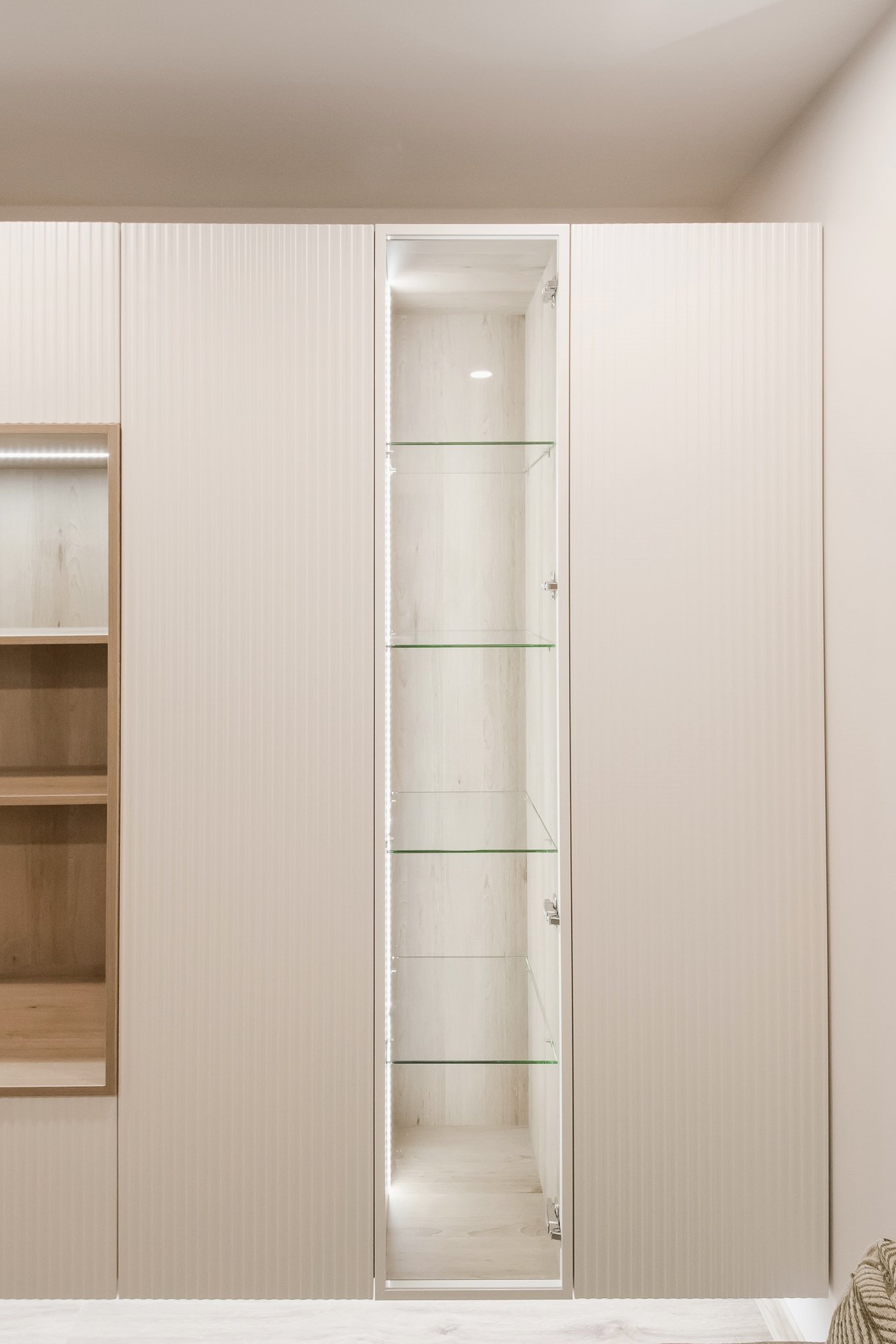 Nestandartiniai baldai virtuves_baldai_vilniuje_tereza_lazdynaisb_05.jpg