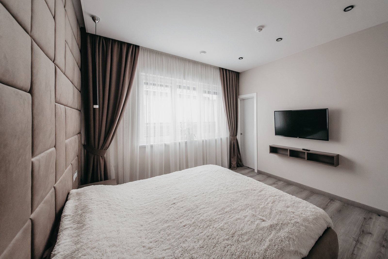 virtuves_baldai_vilniuje_namas_s_alc_ininkaisb_247.jpgNAMAS VILNIAUS RAJONE (NAUJA STATYBA)